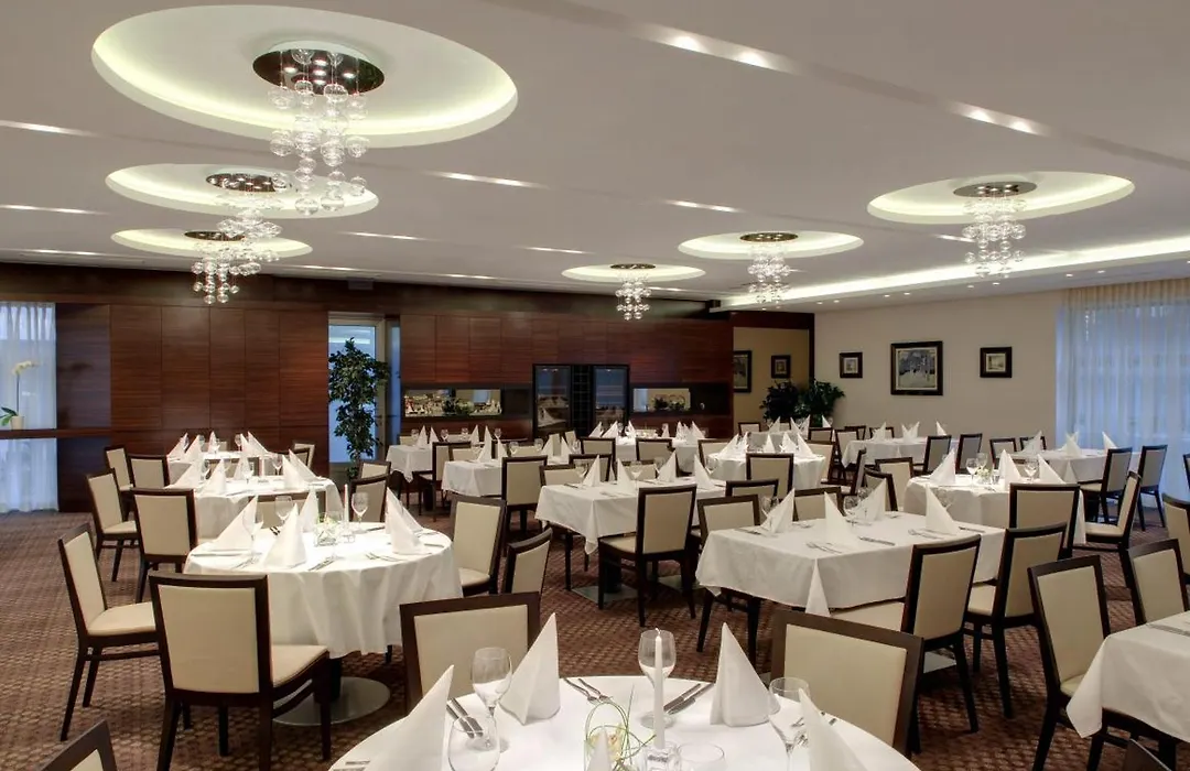 Hotel Aristos-1