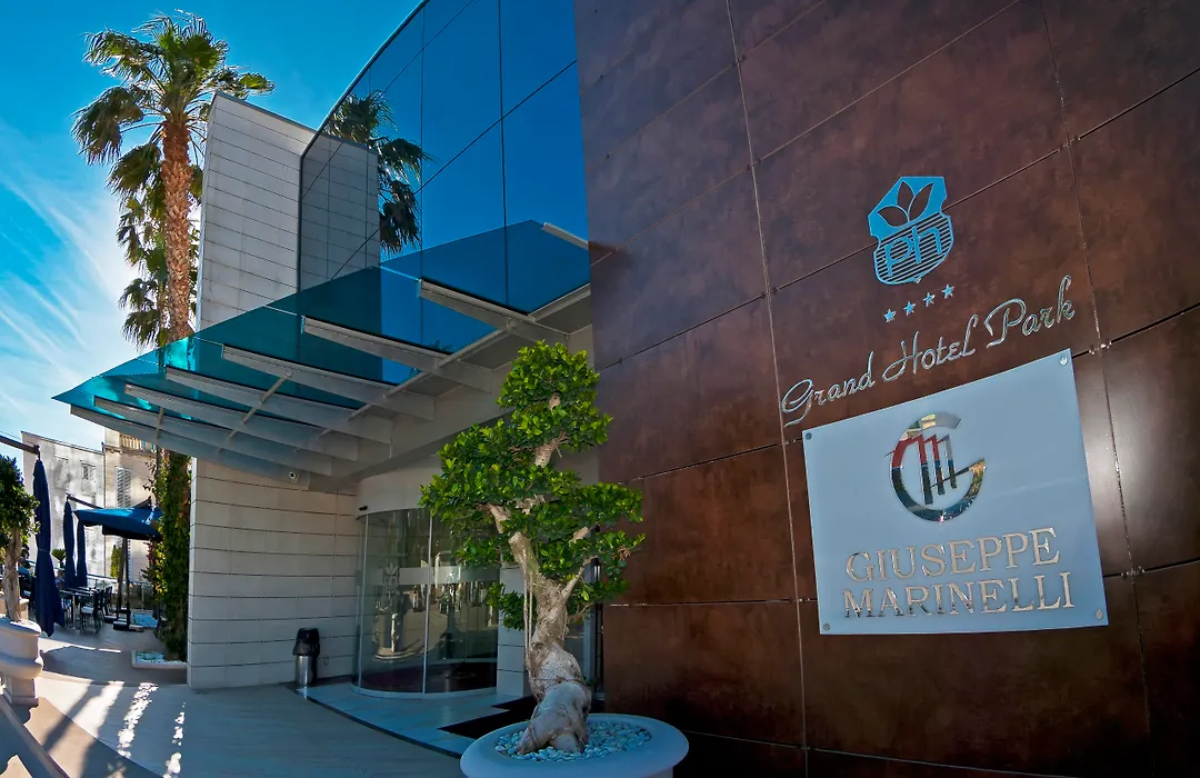 Grand Hotel Park-1