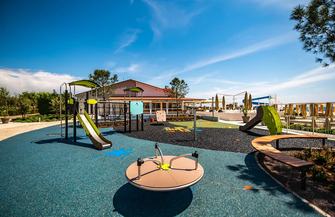 Arena Grand Kazela Camping Homes-1