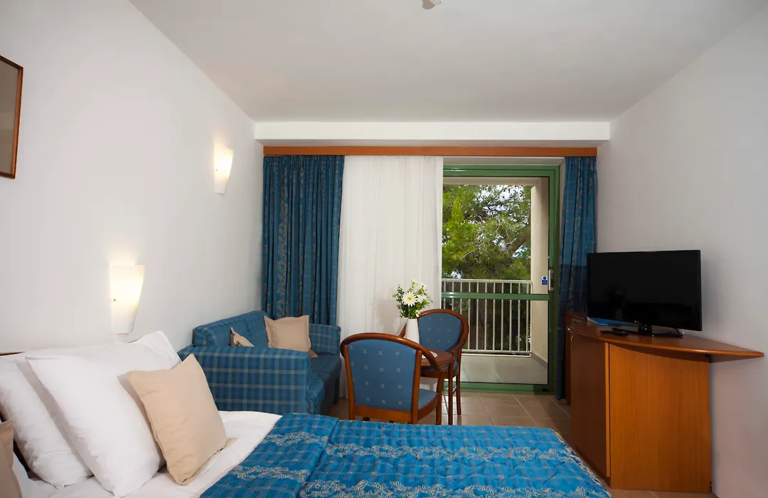 Bluesun Hotel Marina-1