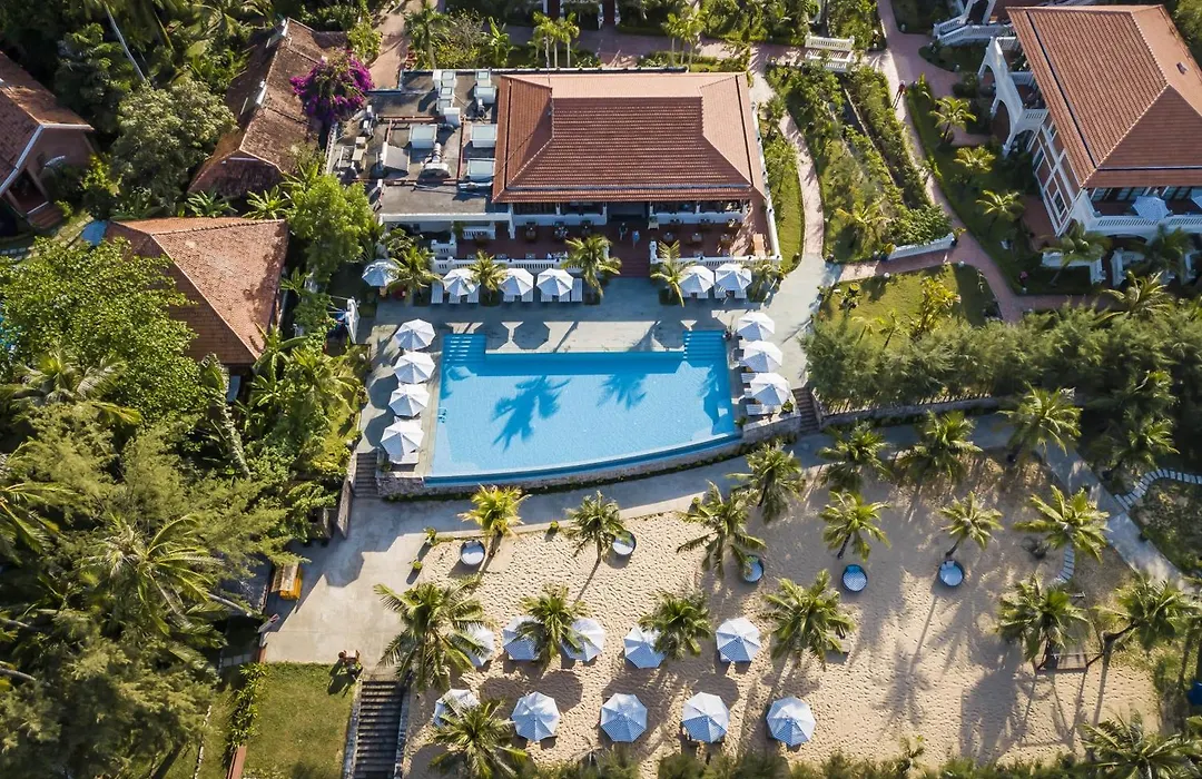 Cassia Cottage Resort And Spa-1
