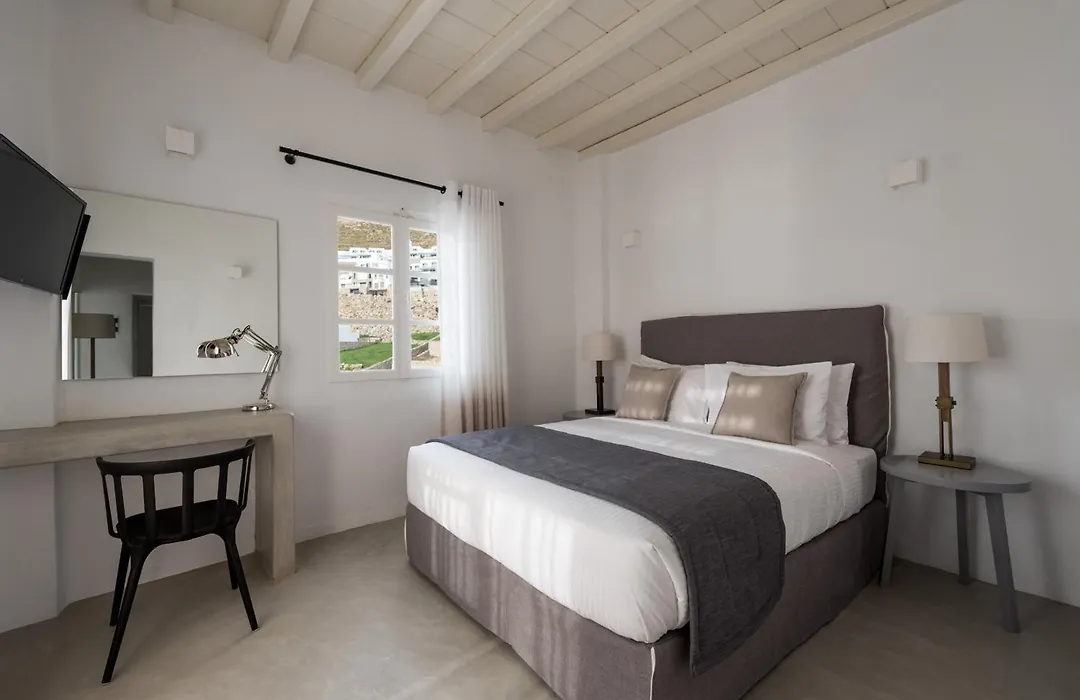 Cova Mykonos Suites-1
