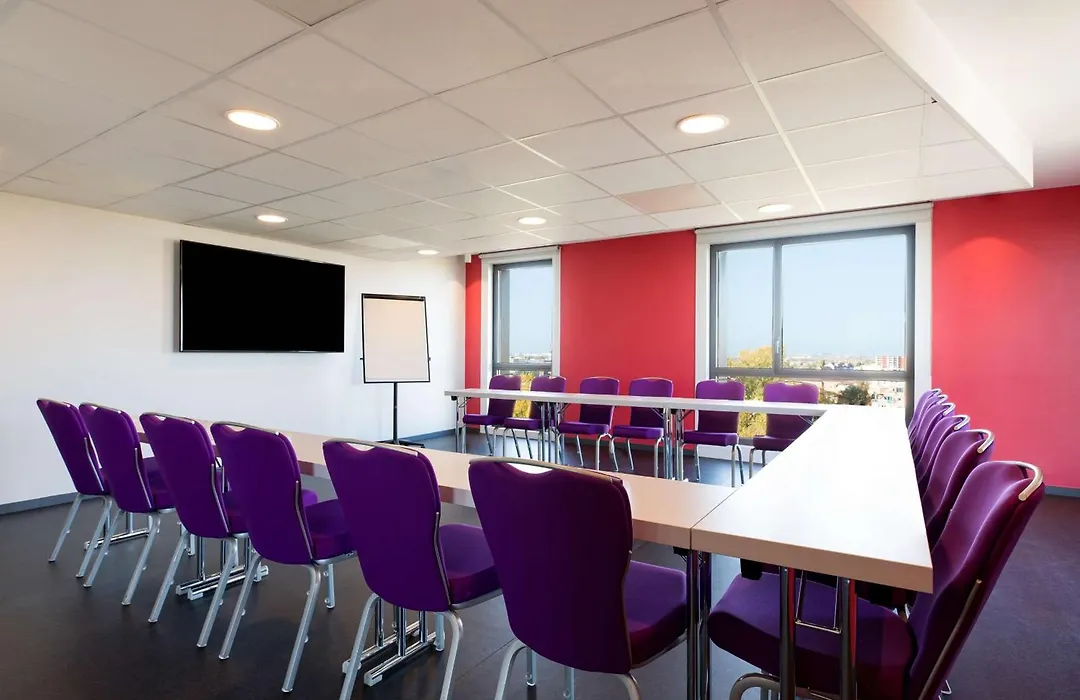 Park Inn By Radisson Lille Grand Stade-1