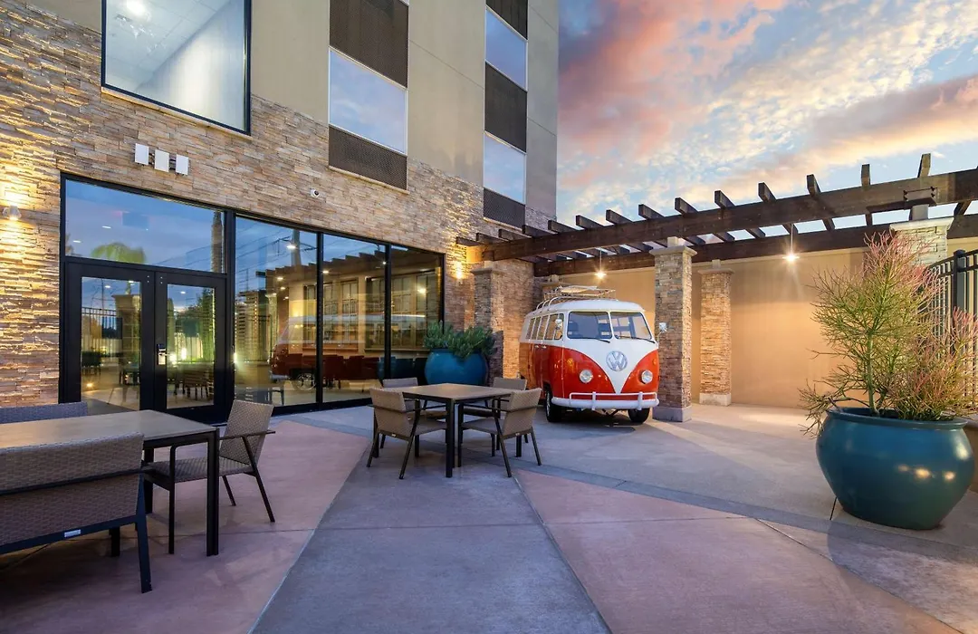 Suncoast Hotel Anaheim, Tapestry Collection By Hilton-1