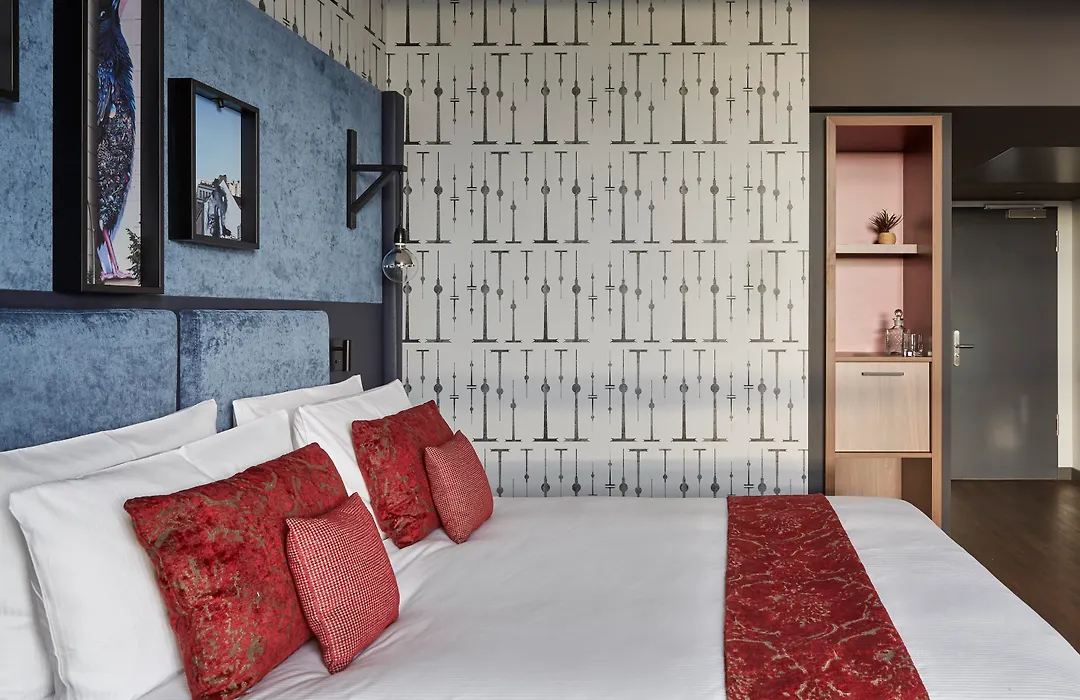 Hotel Indigo Berlin - East Side Gallery, an IHG hotel-1
