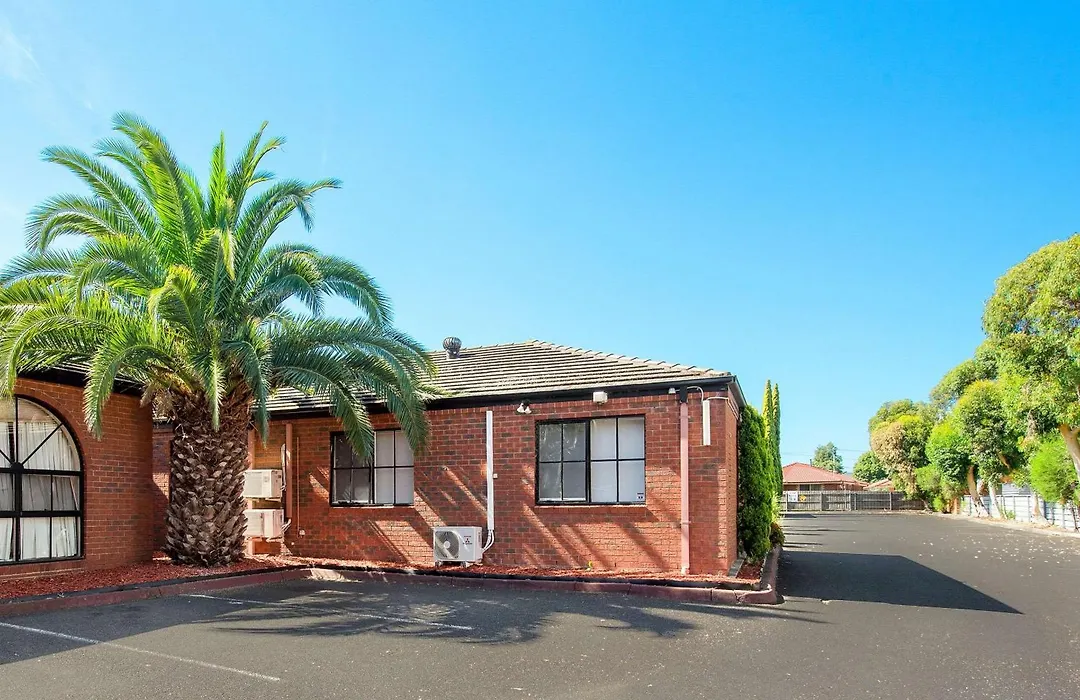 Comfort Hotel Dandenong-1