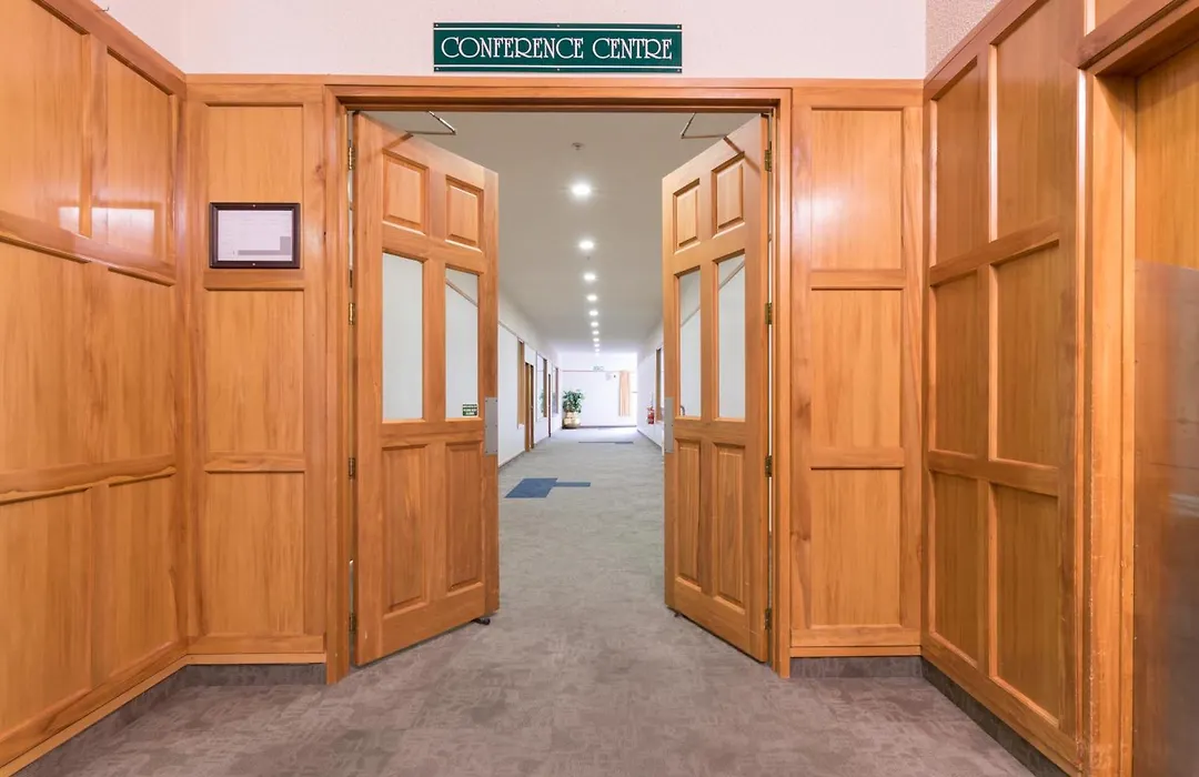 Distinction Hamilton Hotel & Conference Centre-1