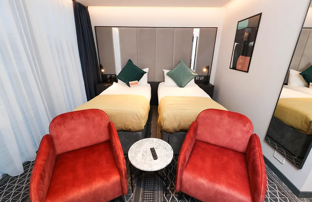 Marlin Hotel Stephens Green-1