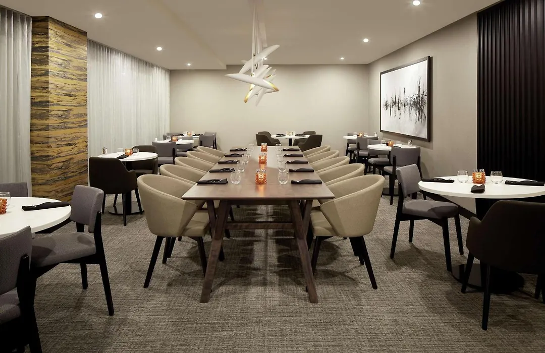 Doubletree By Hilton Montreal Airport-1
