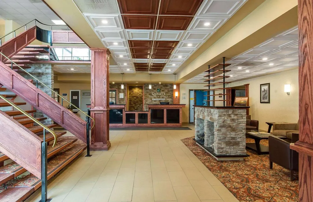 Quality Hotel & Suites-1