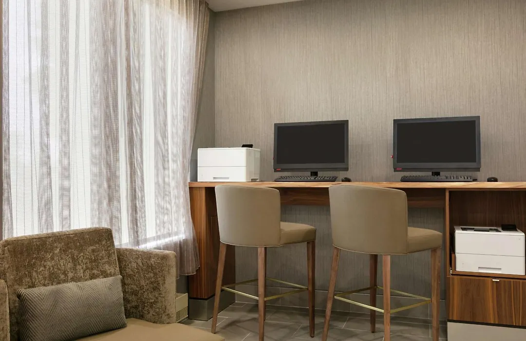 Embassy Suites By Hilton Montreal Airport-1