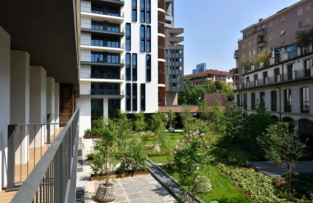 Milano Verticale | UNA Esperienze-1