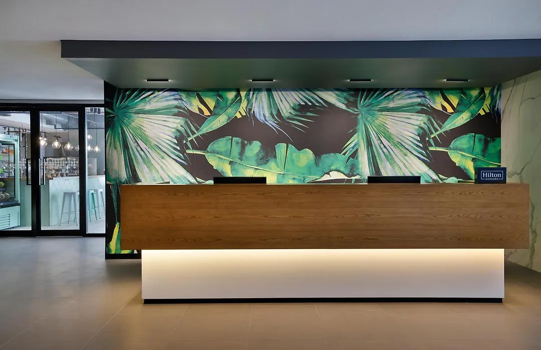 Doubletree By Hilton Abu Dhabi Yas Island Residences-1