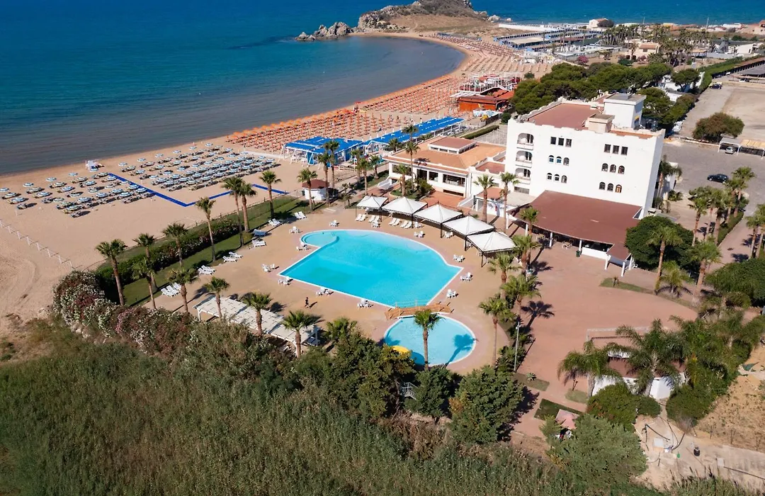 Hotel Baia D'Oro-1