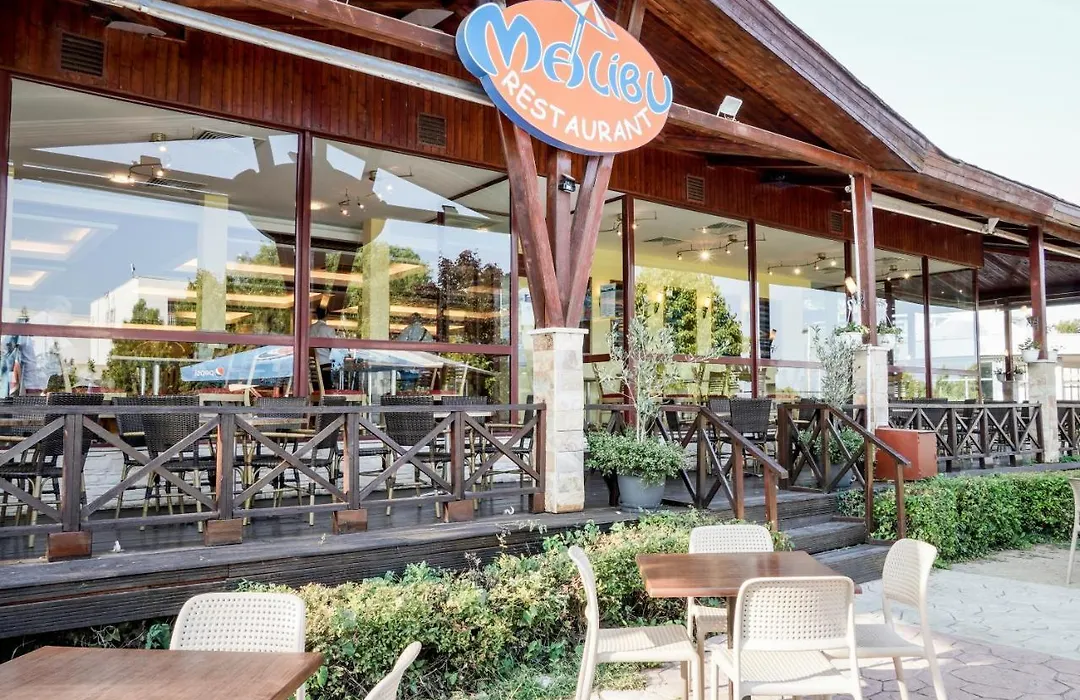 Hotel Malibu-1