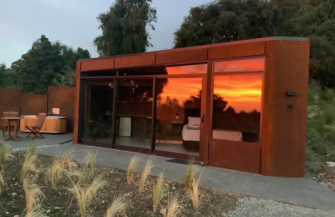Nga Whare Manatu-1