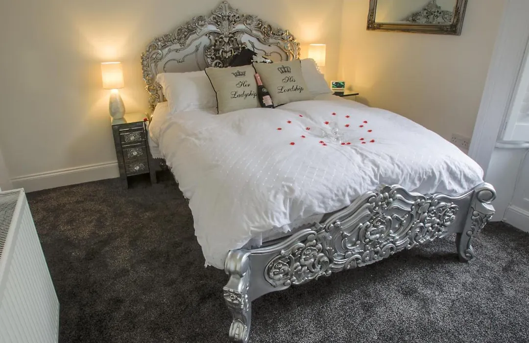 Ugthorpe Lodge Hotel-1