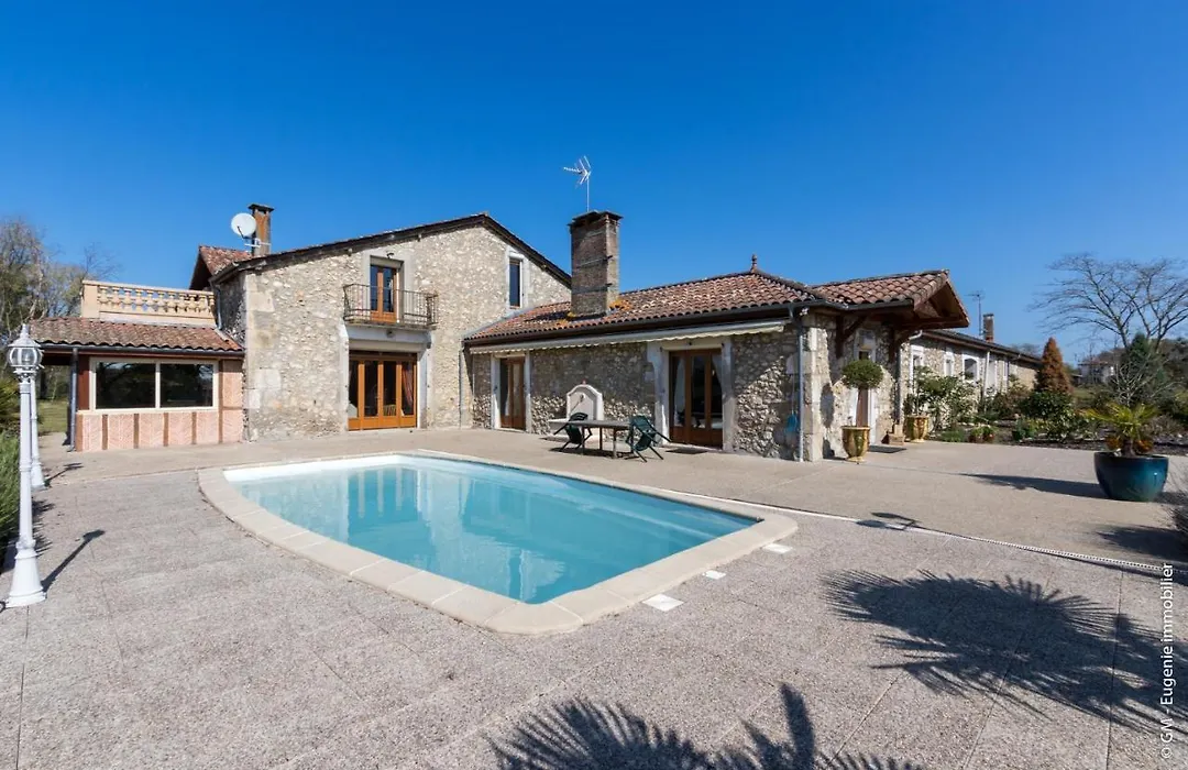 Chambre d'hôtes et gîte de charme Domaine Castetbieilh-1