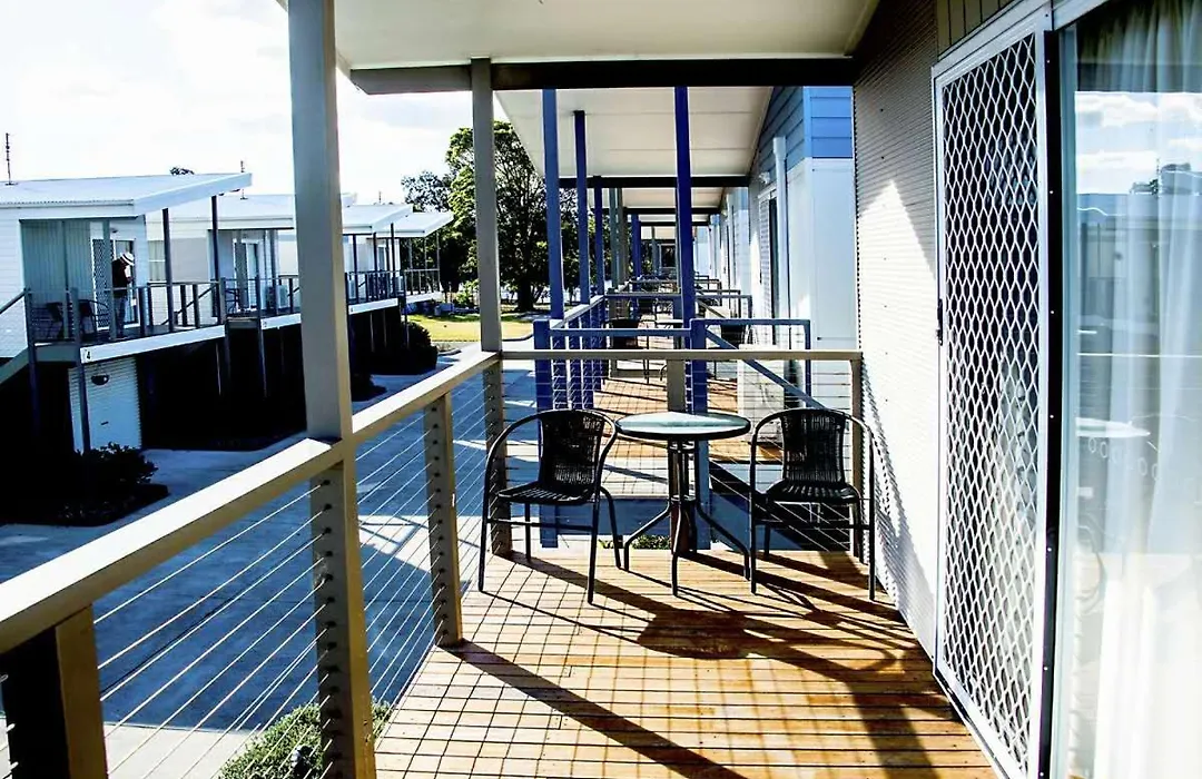 Jervis Bay Holiday Cabins In Sussex Inlet-1