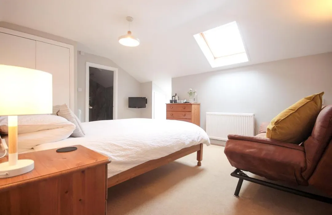 The Five Dials Inn-1