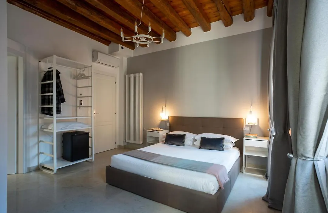 Foscà Venice Rooms-1