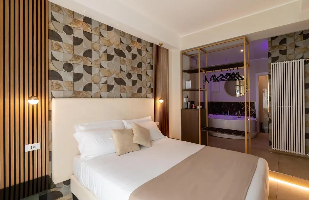 Albadea Suites&Jacuzzi-1