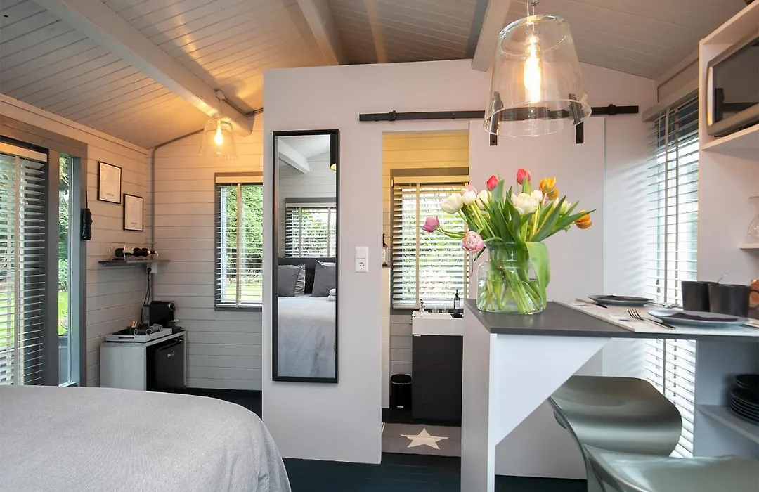 Tiny House Boatshed-1
