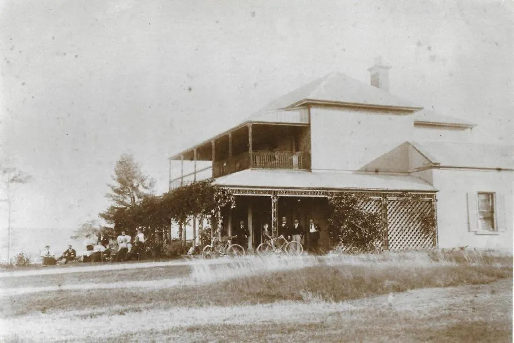 Leconfield House-1