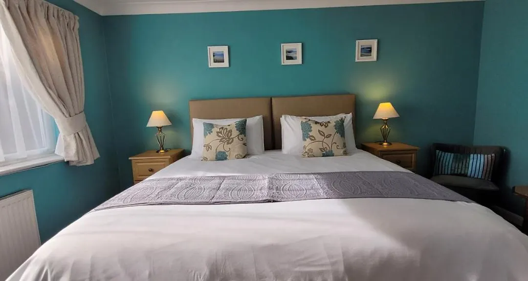 Churston Way Lodge Guest House-1
