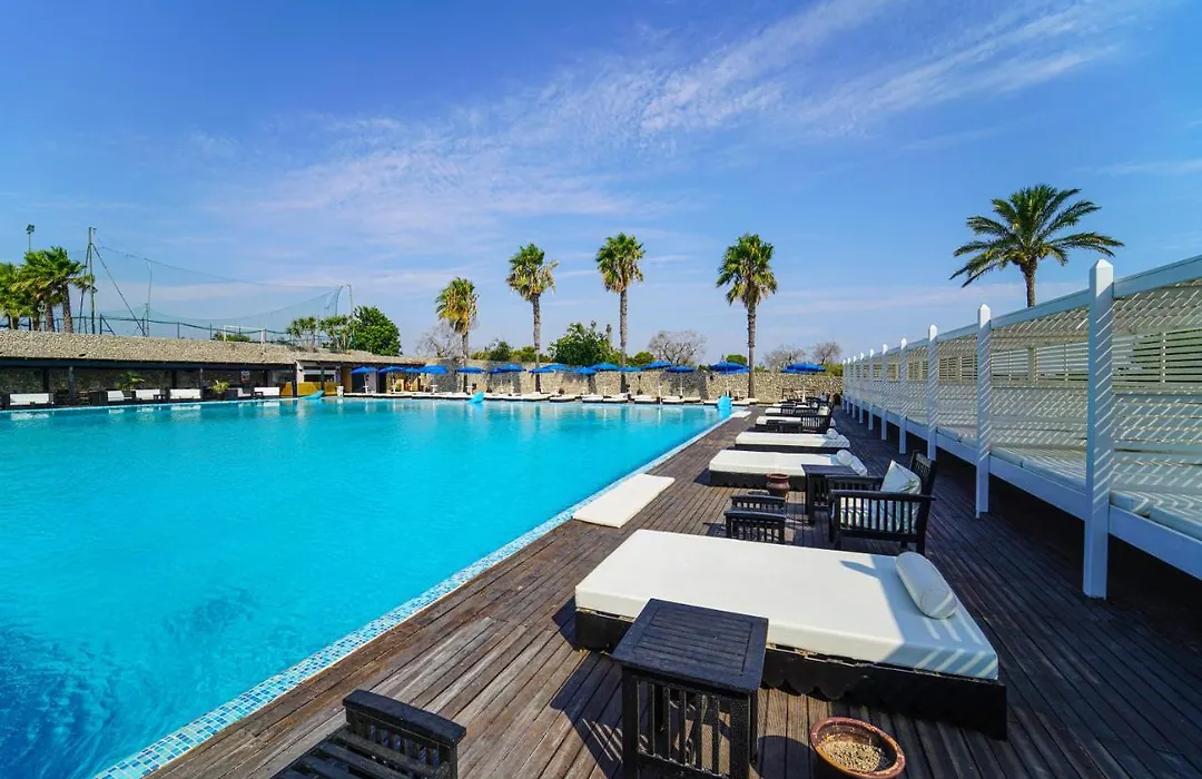 Baia Dei Turchi Hotel Resort (Adults Only)-1