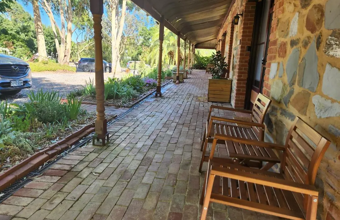 Marananga Cottages-1