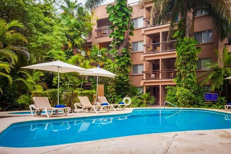 Tukan Hotel Playa Del Carmen-1