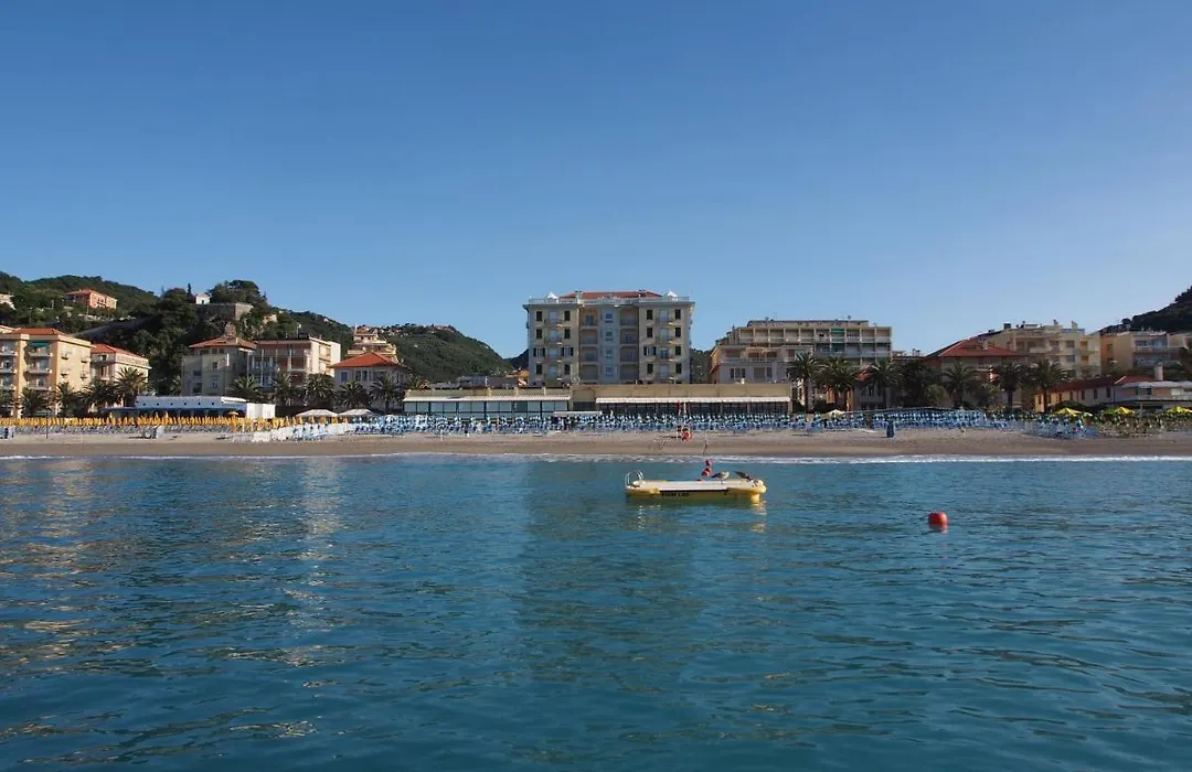 Lido Resort-1