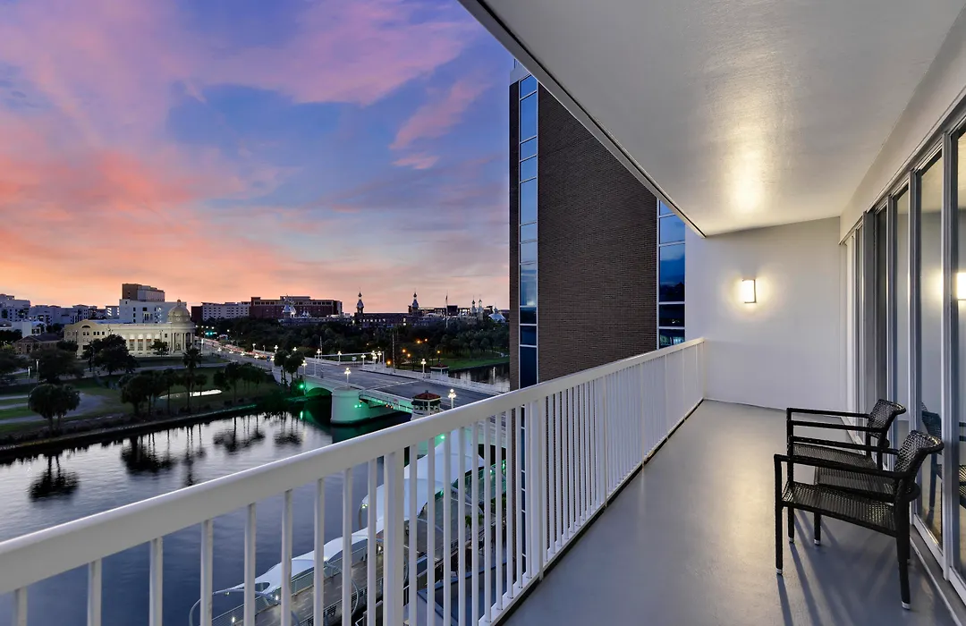 Hotel Tampa Riverwalk-1