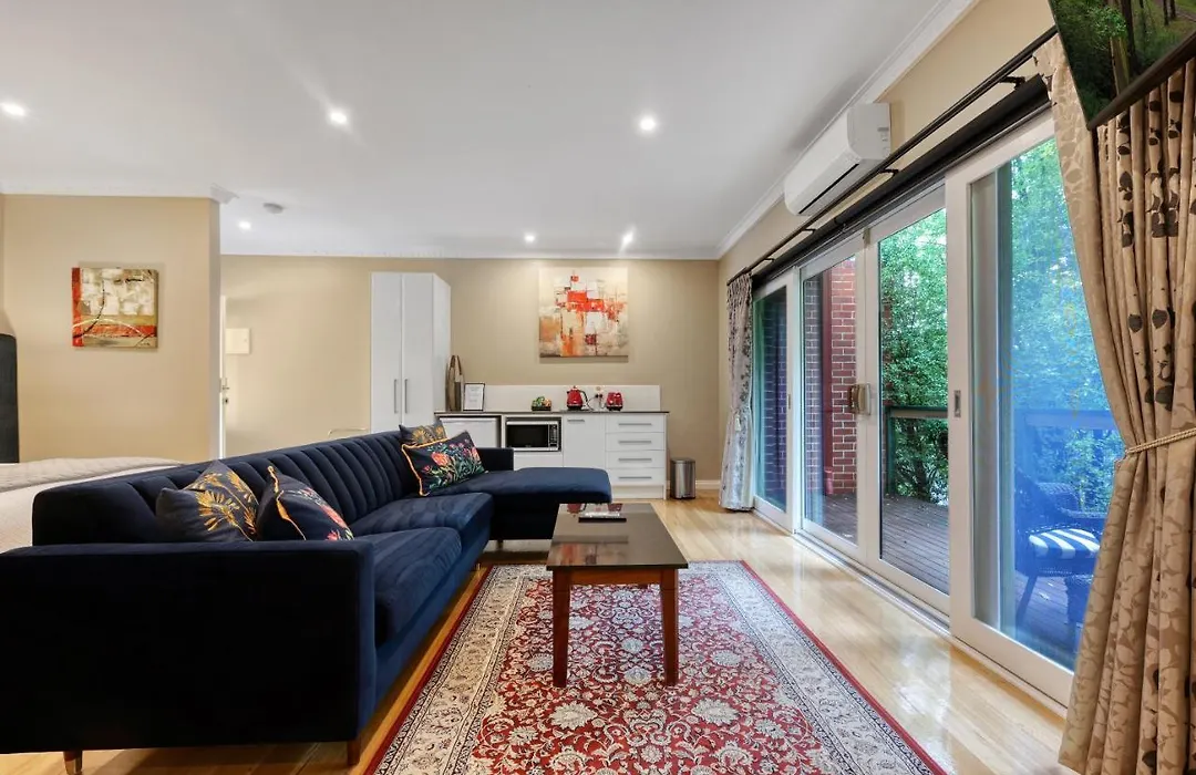 Wrenfield Cottages-1