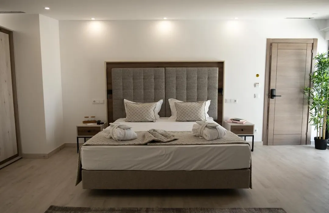 Ria Formosa Guest House-1