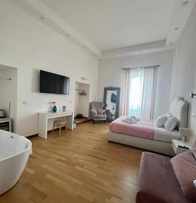 Caracciolo Napoli BeB-1