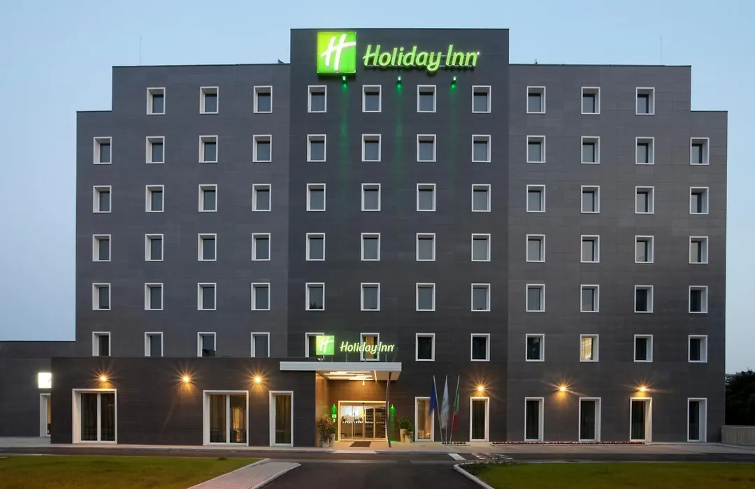 Holiday Inn Milan Nord Zara By Ihg-1