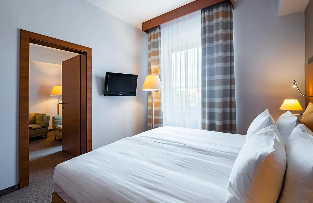 Grand Hotel International - Czech Leading Hotels-1