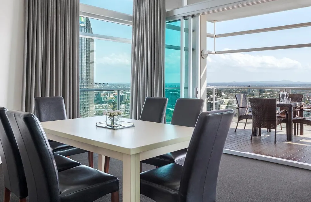 Oaks Brisbane Casino Tower Suites-1