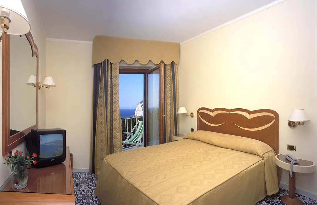 Hotel Albatros-1