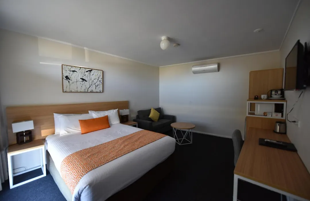 Comfort Inn & Suites Lakes Entrance-1