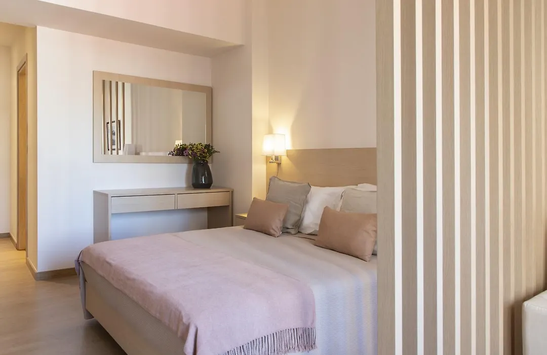 Gallery Suites&Residences Piraeus-1