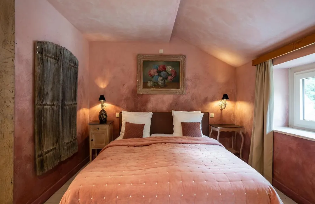 La Chambre Rose-1