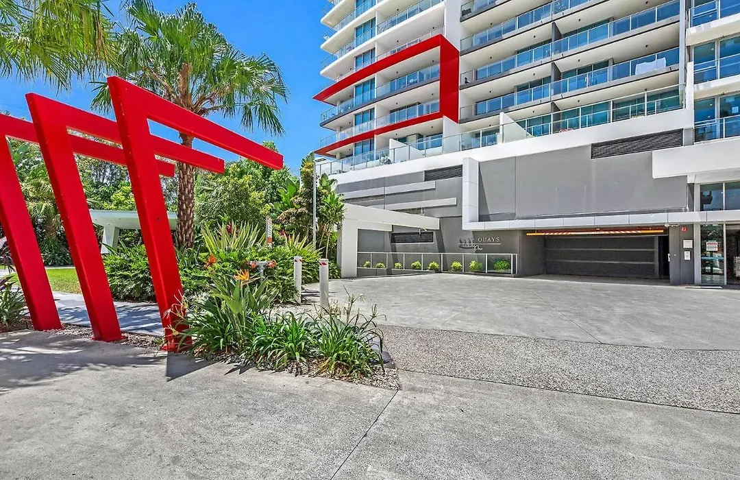 Harbour Quays Apartments-1