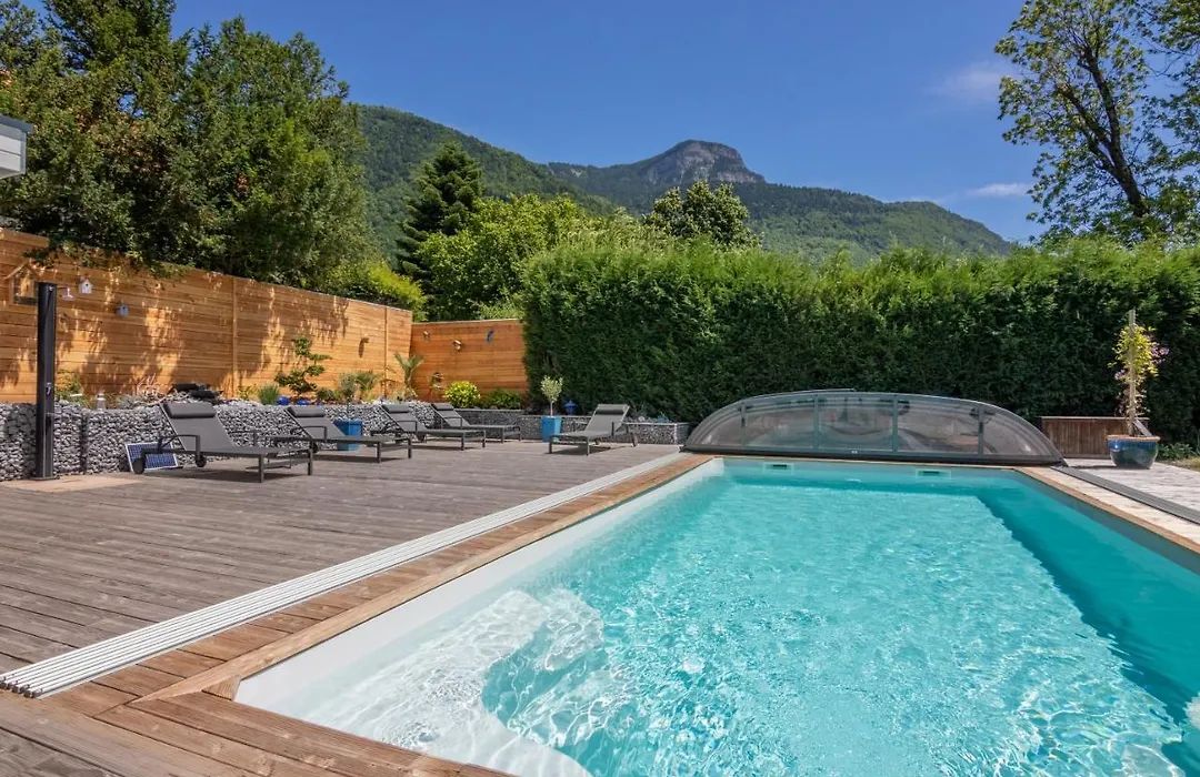 le clos grillet-1