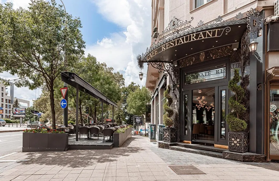 Hotel Balkan-1