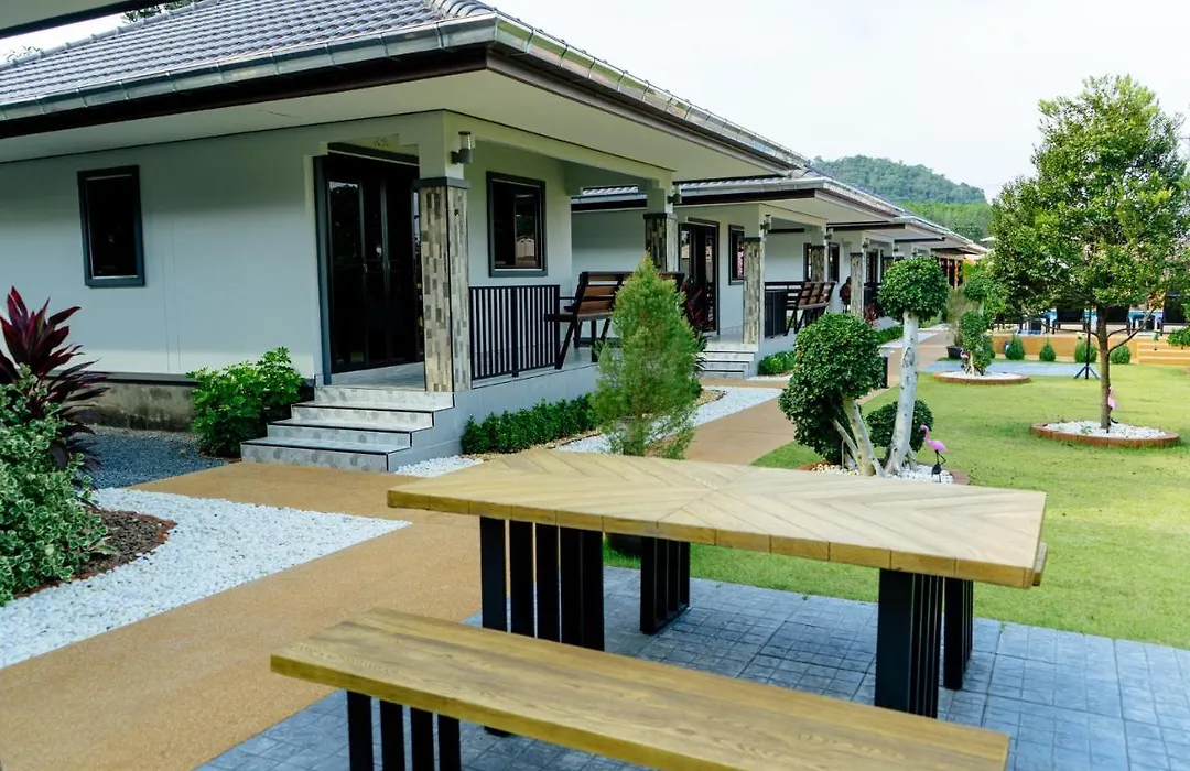 Thai Smile Resort-1