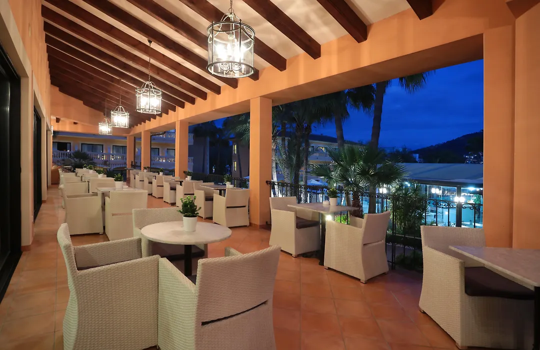 Mon Port Hotel & Spa-1