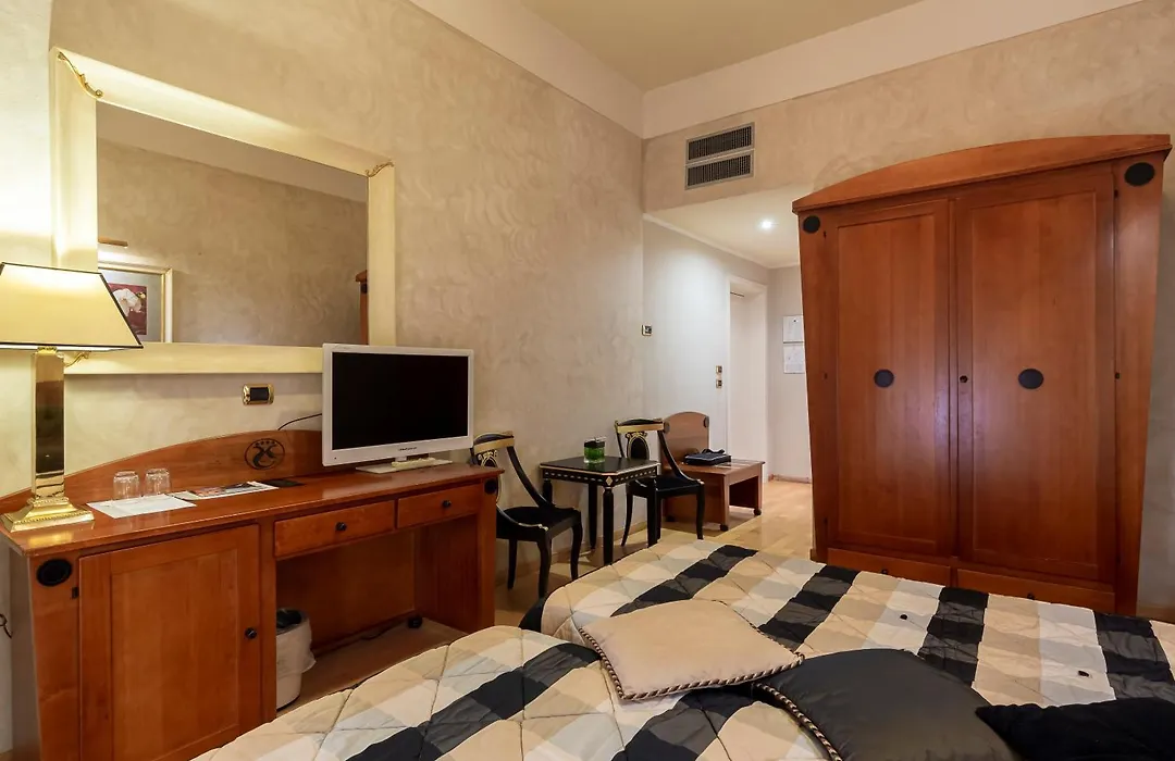 Hotel Columbia Wellness & Spa-1